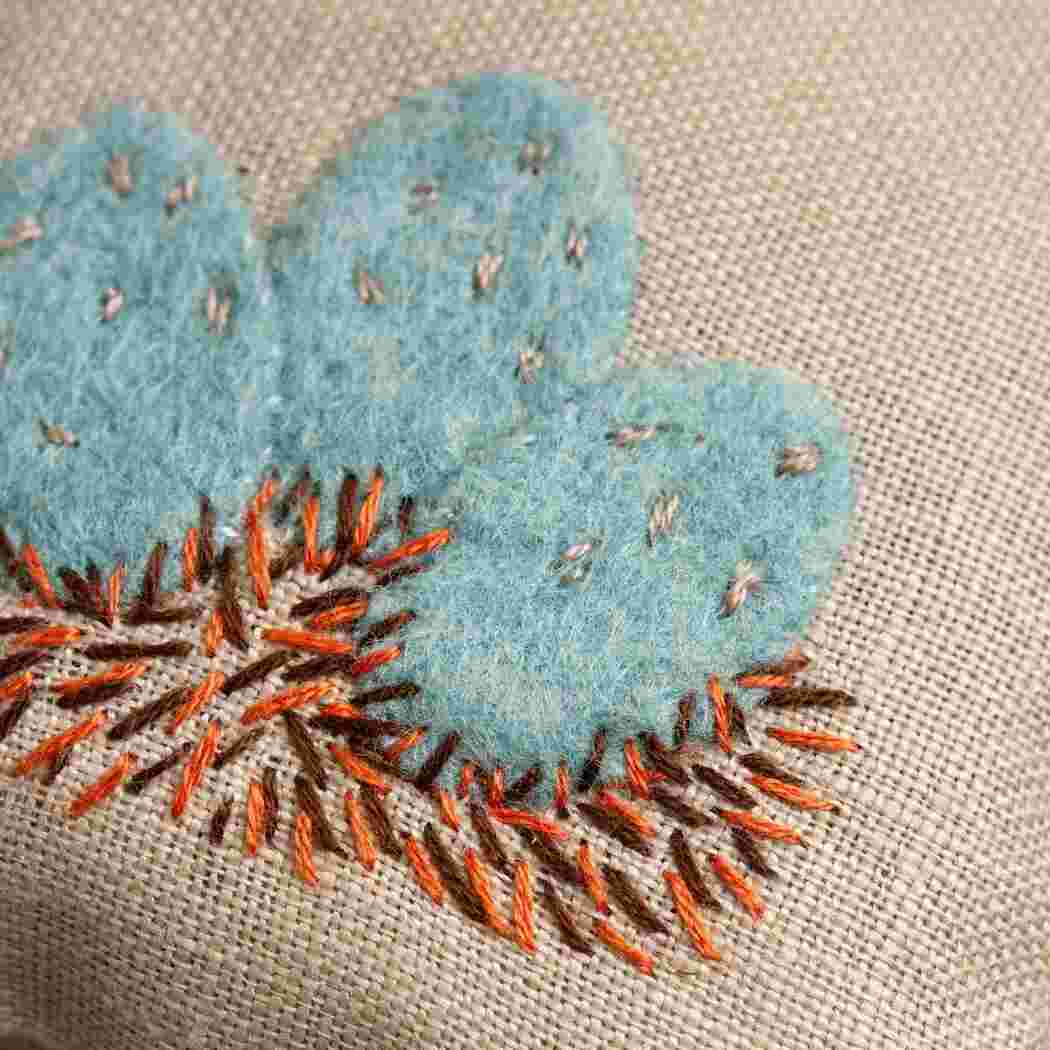 Spring Garden Linen Lavender Potpourri Bags Embroidery DIY Kit