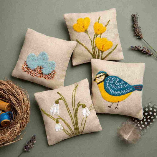Spring Garden Linen Lavender Potpourri Bags Embroidery DIY Kit